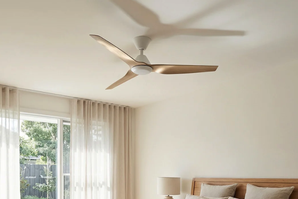 Scandi-Style Wood and White Ceiling Fans: The Perfect Blend of Modern and Cozy Scandi-Style Wood and White Ceiling Fans: The Perfect Blend of Modern and Cozy