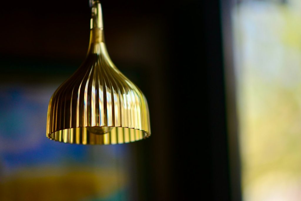 Elegant Dimmable Pendant Light with Brushed Brass Finish for Modern Homes Elegant Dimmable Pendant Light with Brushed Brass Finish for Modern Homes